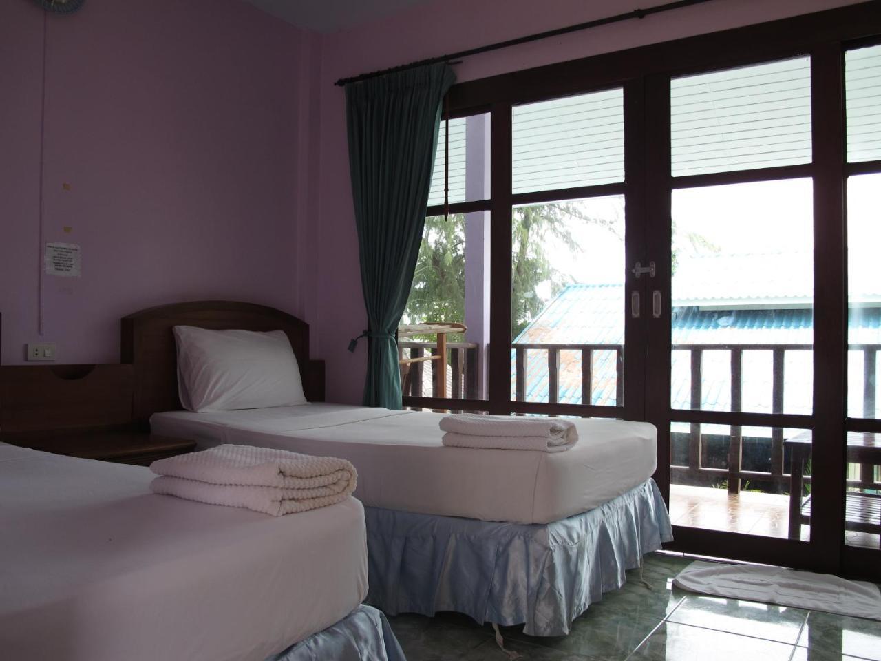 Siraya Beachfront Resort Ko Pha Ngan Exterior photo