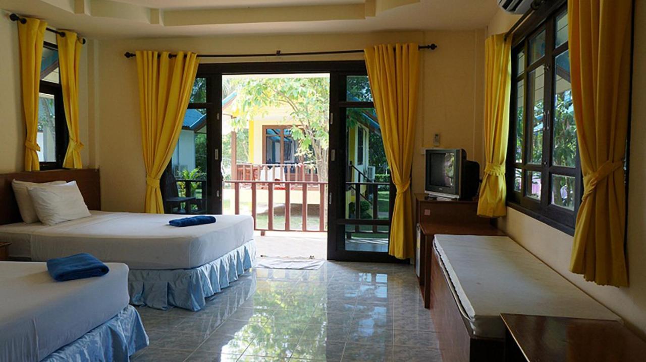 Siraya Beachfront Resort Ko Pha Ngan Exterior photo
