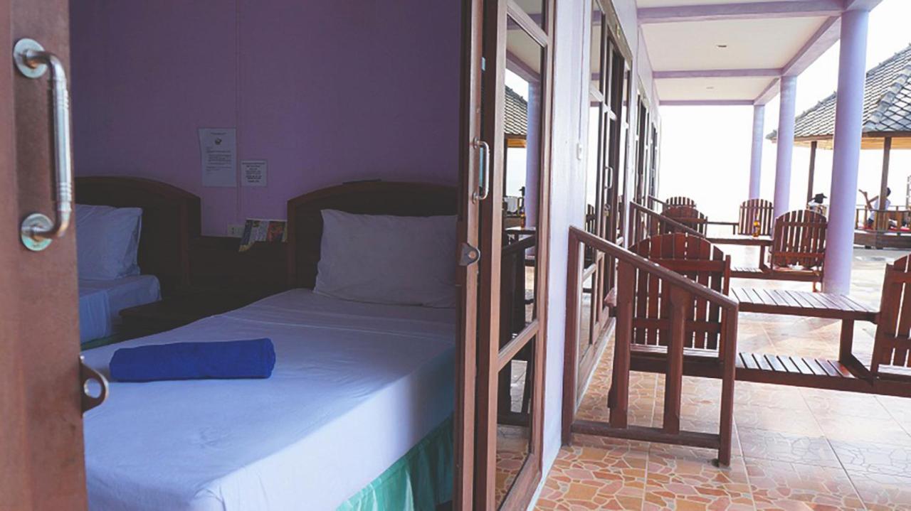Siraya Beachfront Resort Ko Pha Ngan Room photo